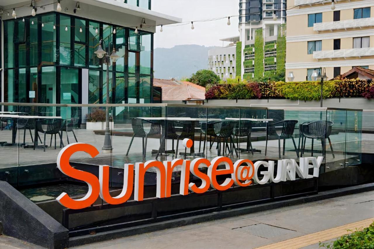 Sunrise Gurney Premium Executive City/Seafront Suite - Penang George Town Exterior foto