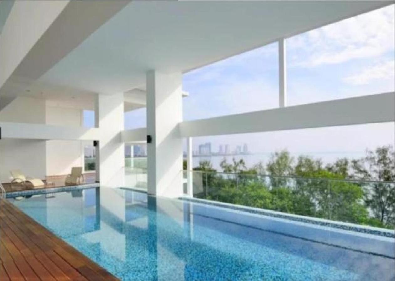Sunrise Gurney Premium Executive City/Seafront Suite - Penang George Town Exterior foto